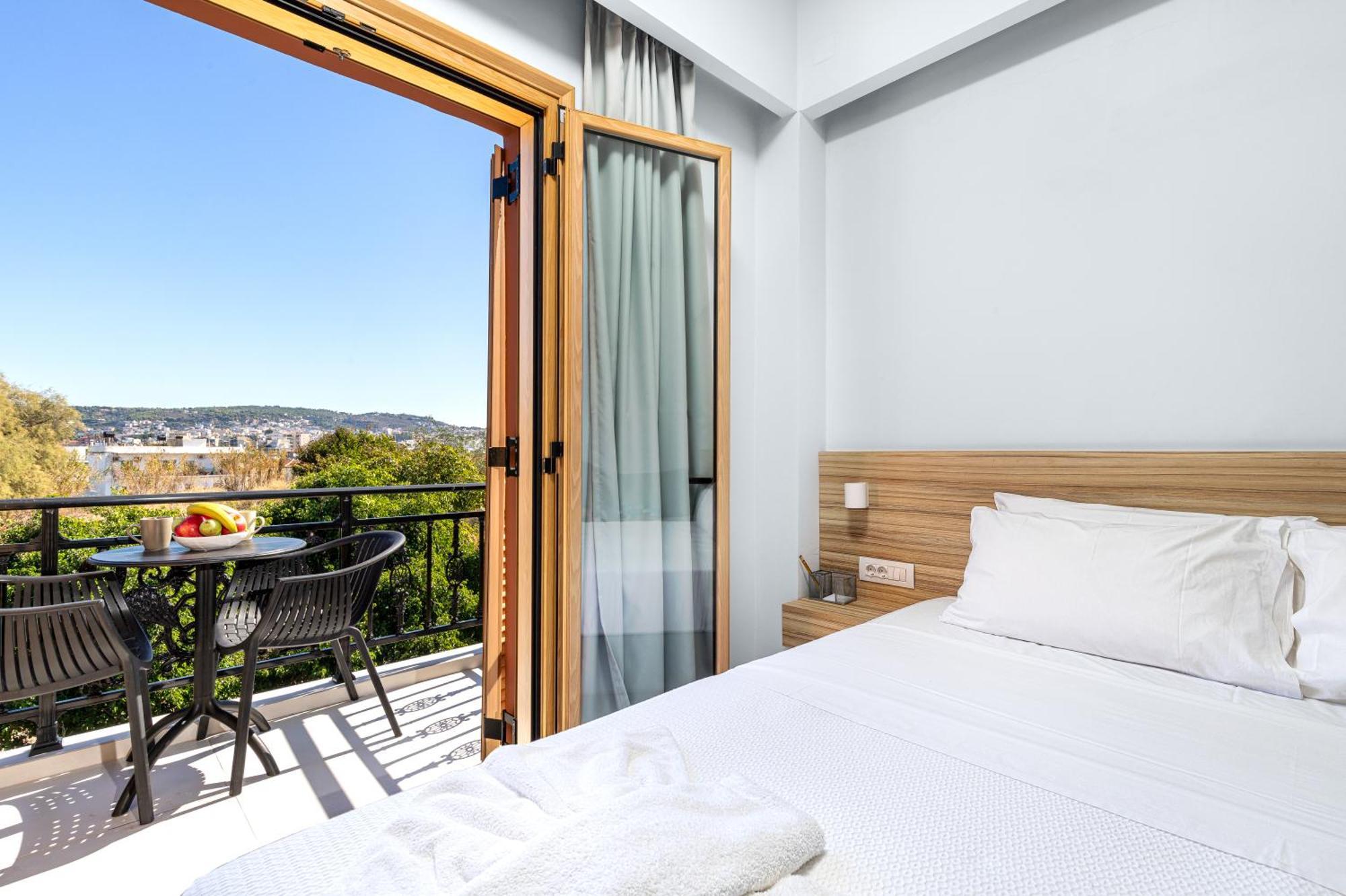 Notus Chania Crete Apartahotel