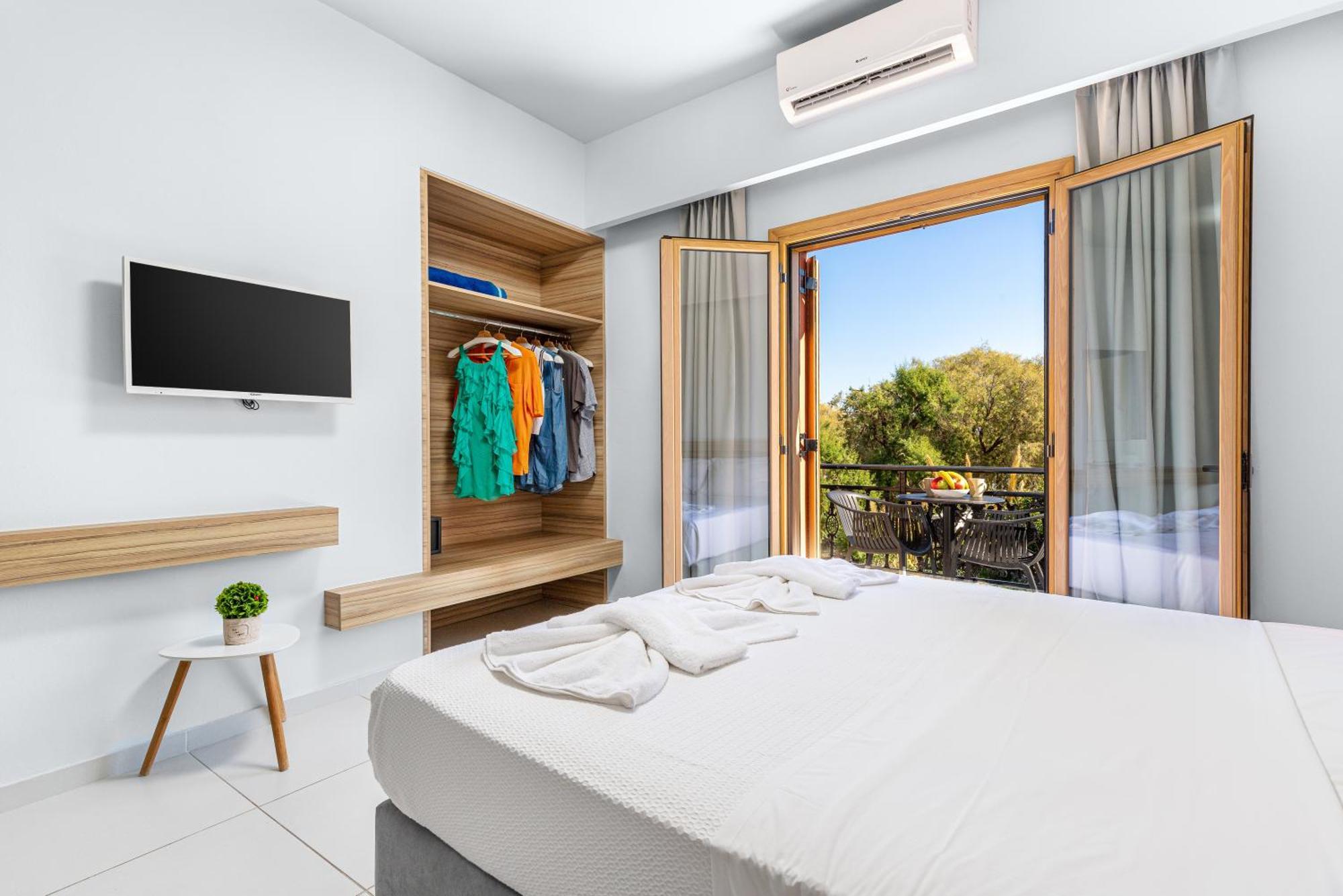 Apartahotel Notus Chania Crete La Canea